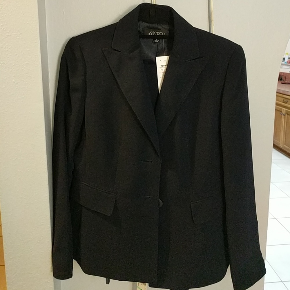 Womans Kasper Pantsuit Set